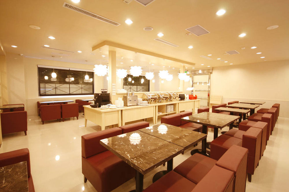 โรงแรม คายเนส มิน เชง ไถหนาน ภายนอก รูปภาพ